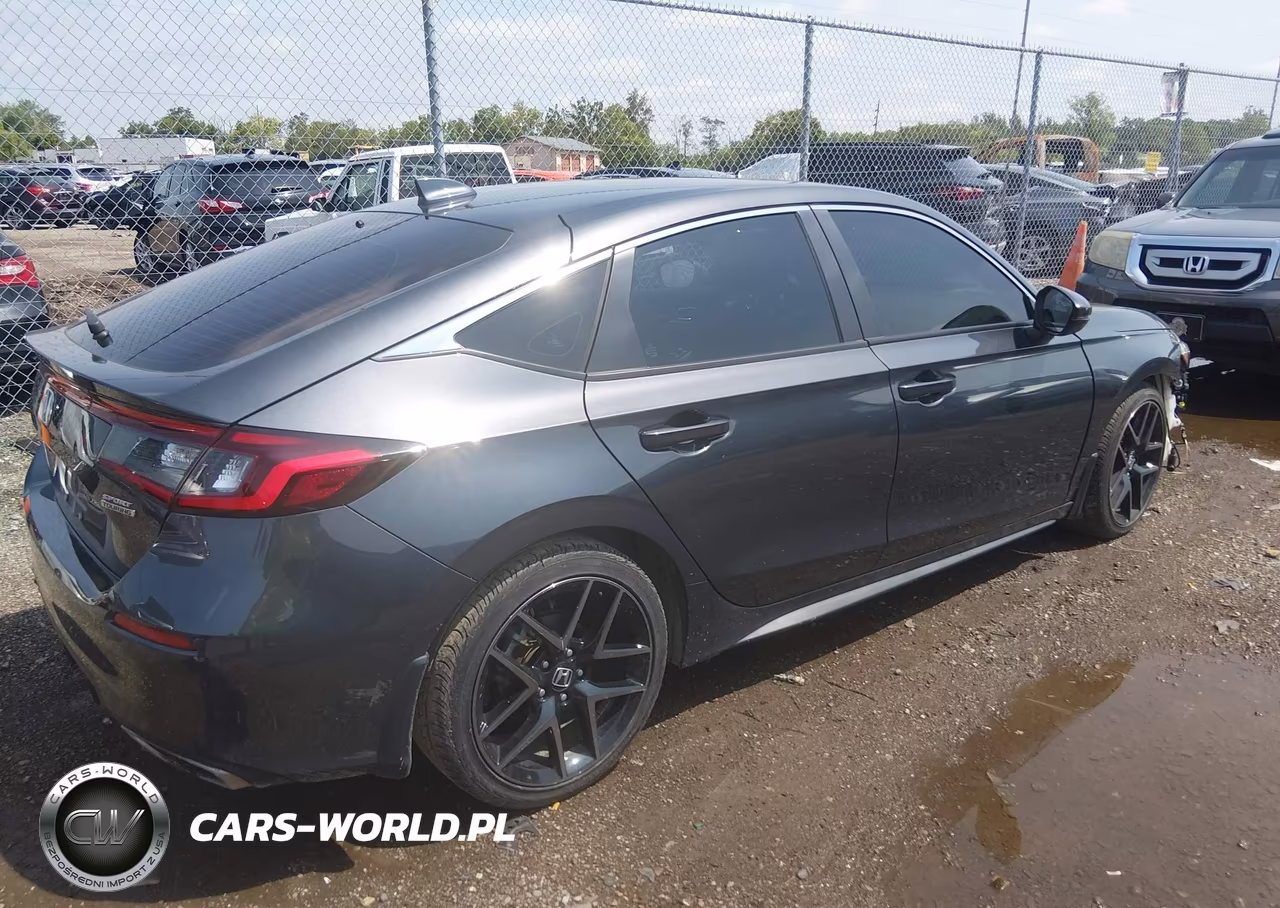 2024 Honda Civic Sport Touring VIN:19XFL1H85RE025904 - 4
