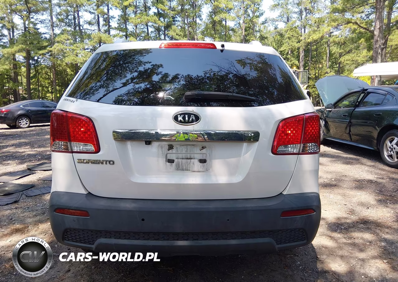 2011 Kia Sorento Lx VIN:5XYKT3A14BG060062 - 17