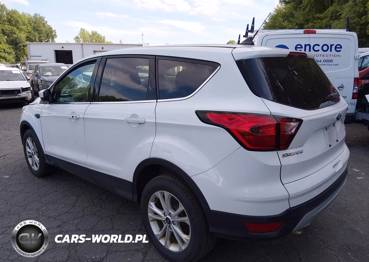 2019 Ford Escape Se VIN:1FMCU9GD8KUA66477 - 3