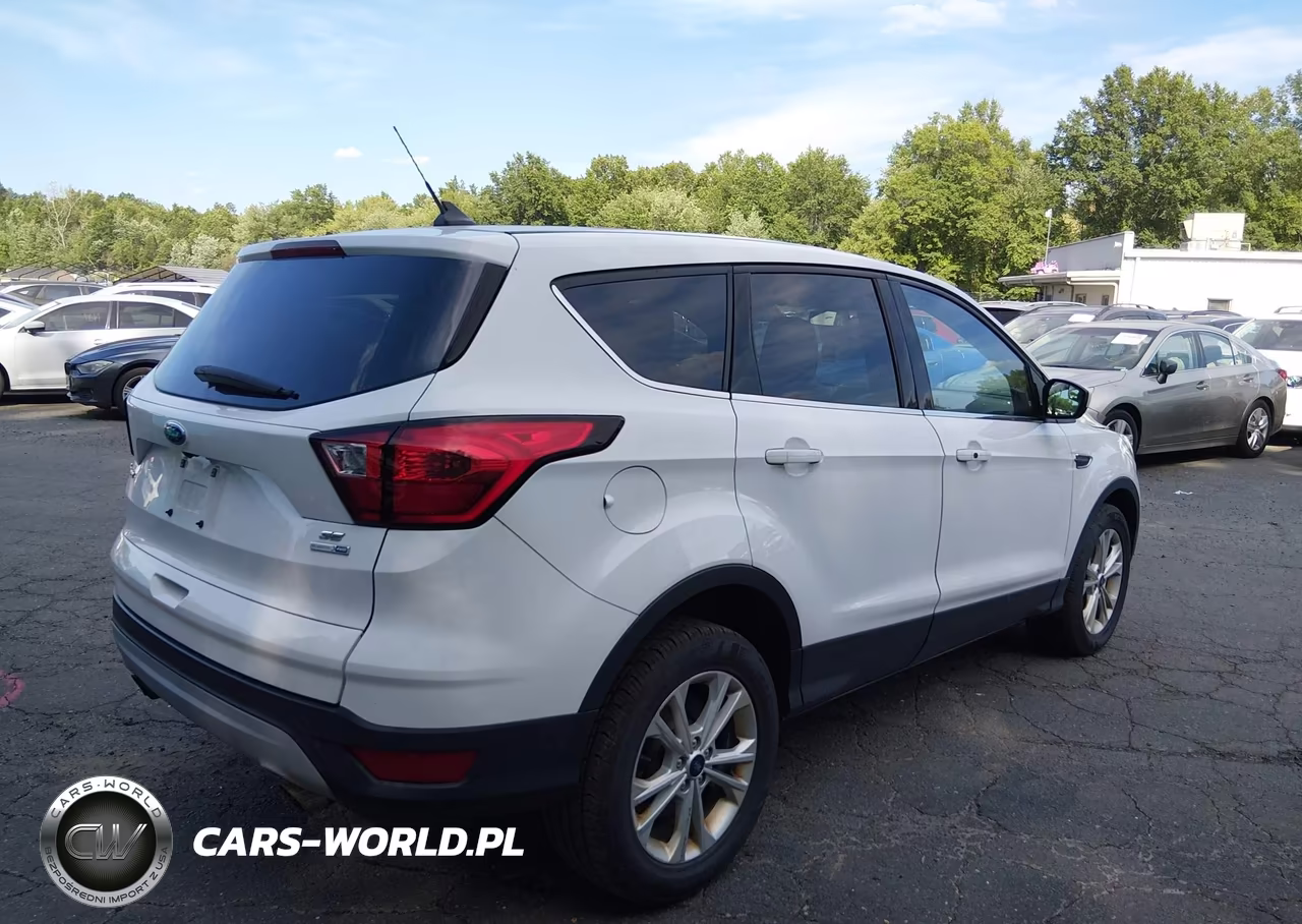 2019 Ford Escape Se VIN:1FMCU9GD8KUA66477 - 4
