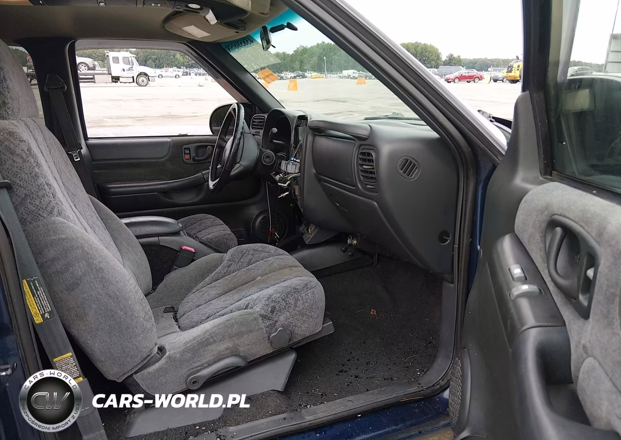 2002 Chevrolet S-10 Ls VIN:1GCDT13W42K102522 - 5