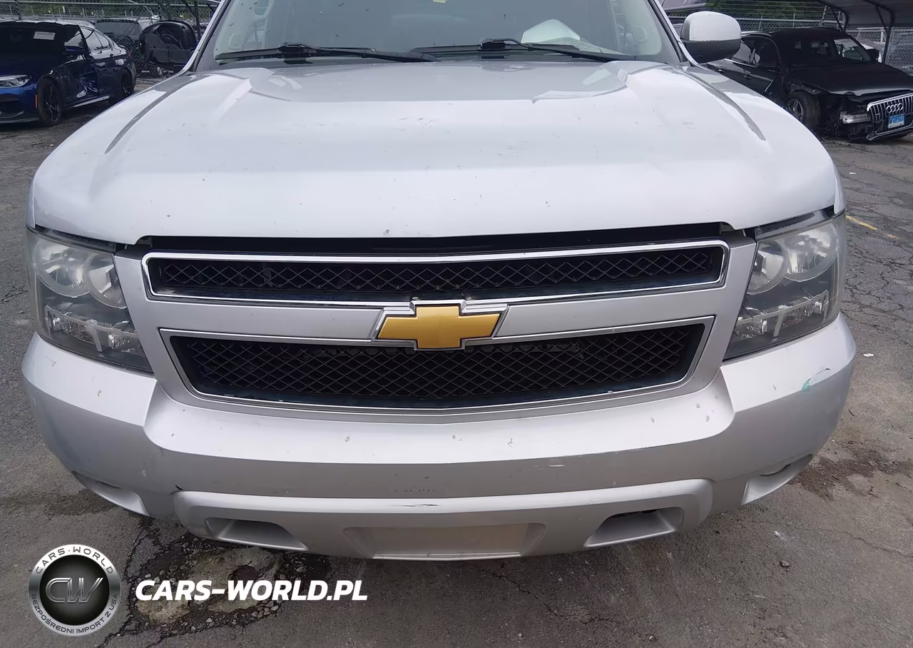 2013 Chevrolet Suburban Lt VIN:1GNSKJE72DR225334 - 6
