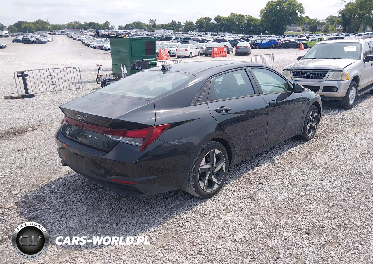 2023 Hyundai Elantra Sel VIN:5NPLS4AG5PH098479 - 4