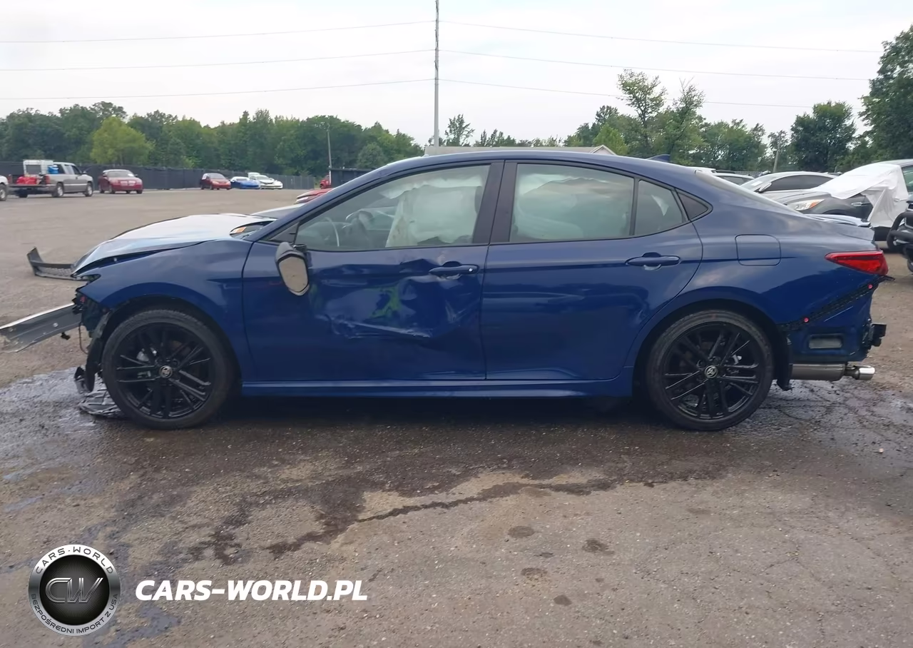 2026 Toyota Camry Se VIN:4T1DAACK2TU333682 - 15