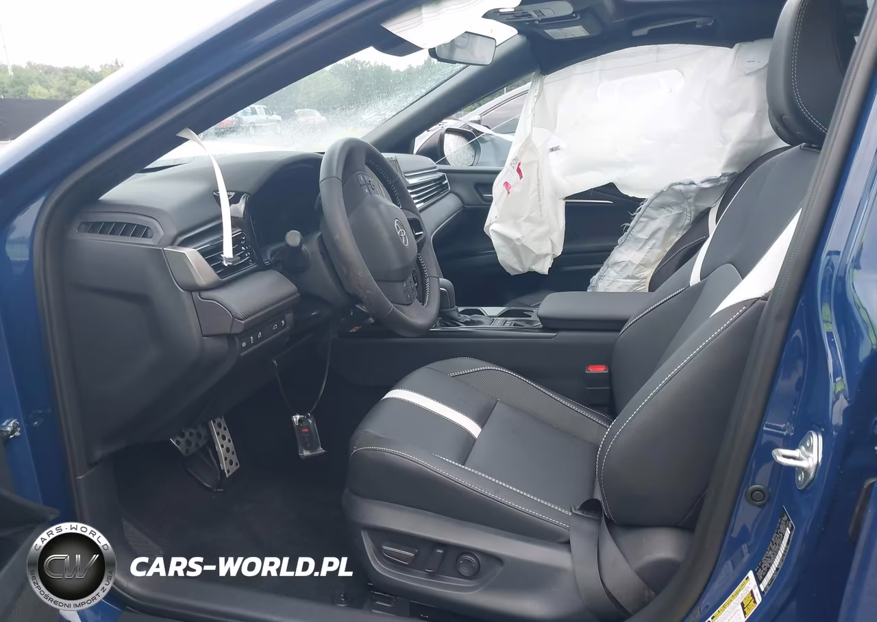 2026 Toyota Camry Se VIN:4T1DAACK2TU333682 - 5