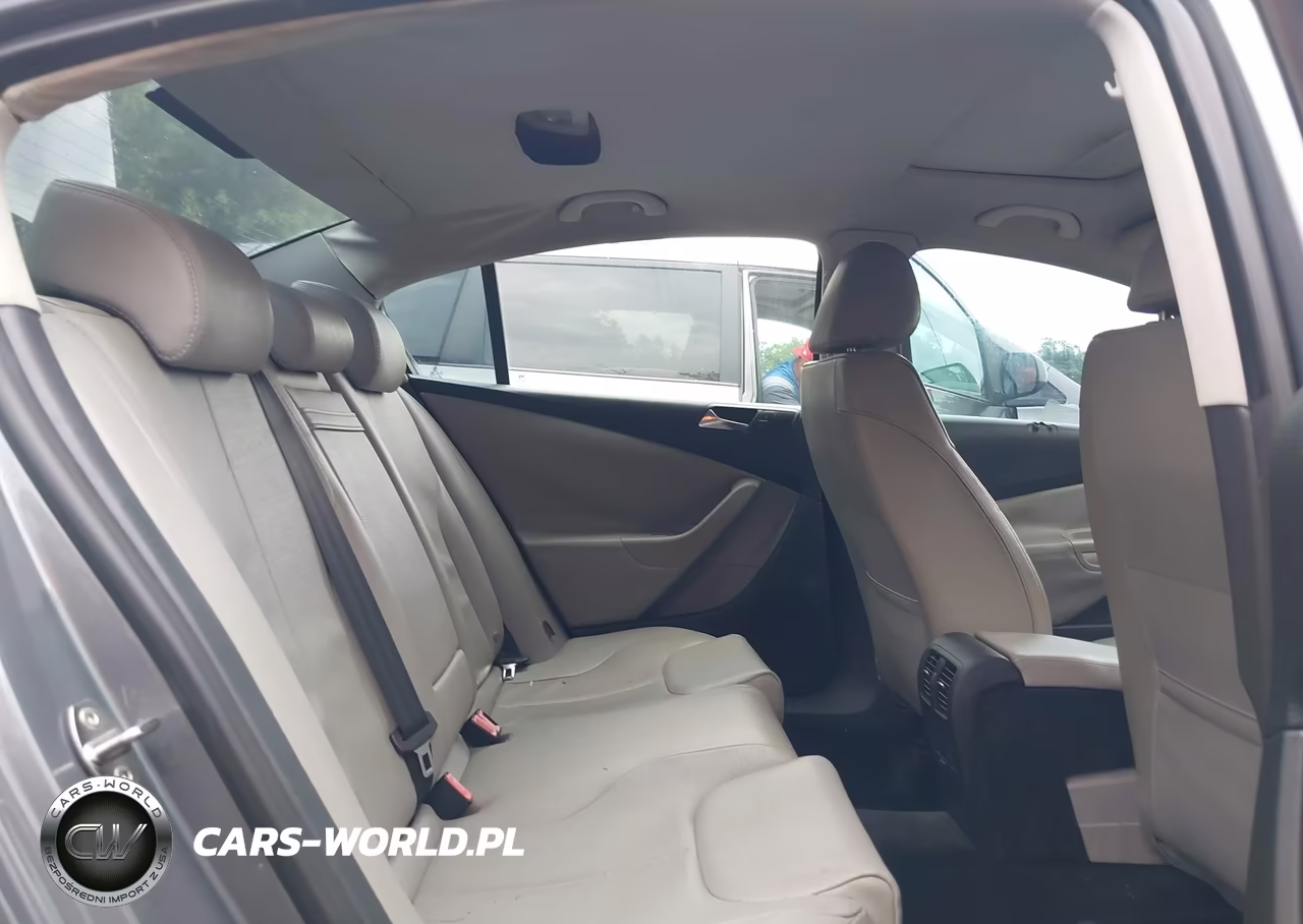 2007 Volkswagen Passat 2.0T VIN:WVWAK93C87P111034 - 8