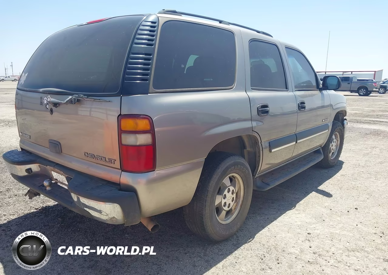 2003 Chevrolet Tahoe Ls VIN:1GNEC13VX3R120163 - 4