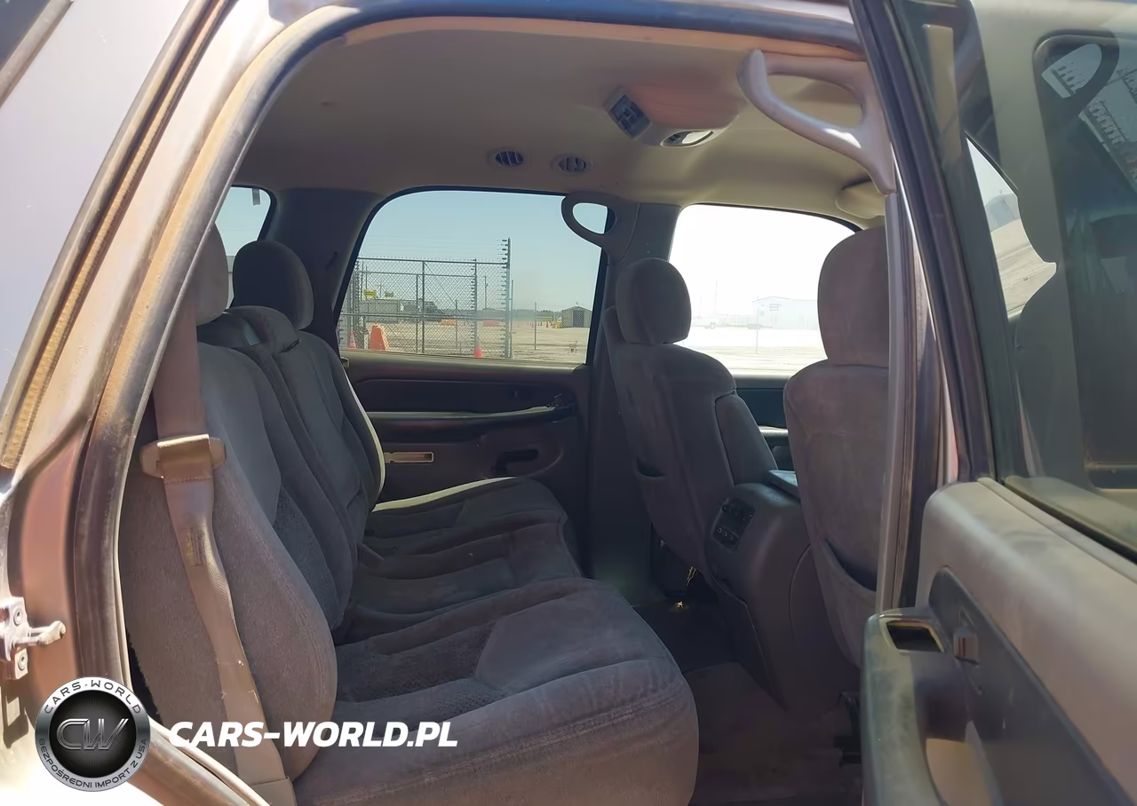 2003 Chevrolet Tahoe Ls VIN:1GNEC13VX3R120163 - 8
