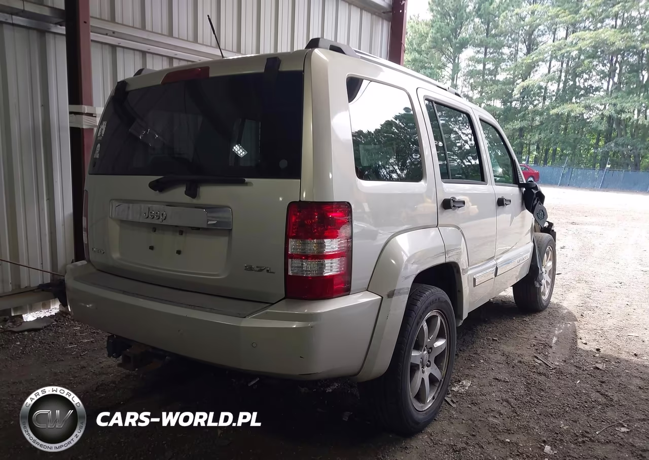 2008 Jeep Liberty Limited Edition VIN:1J8GP58K38W141465 - 4