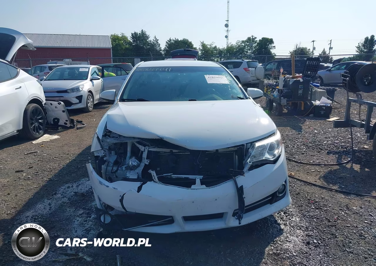 2013 Toyota Camry Se VIN:4T1BF1FK8DU647665 - 12