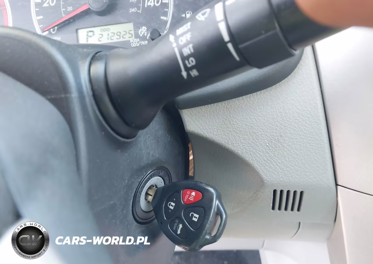 2013 Toyota Corolla Le VIN:JTDBU4EE1DJ123248 - 11