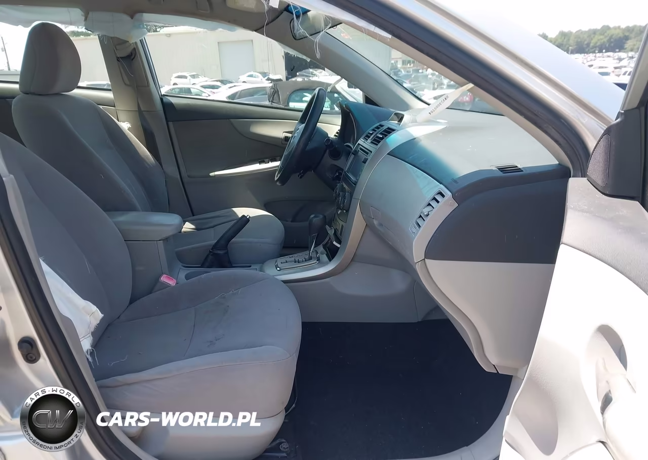 2013 Toyota Corolla Le VIN:JTDBU4EE1DJ123248 - 5