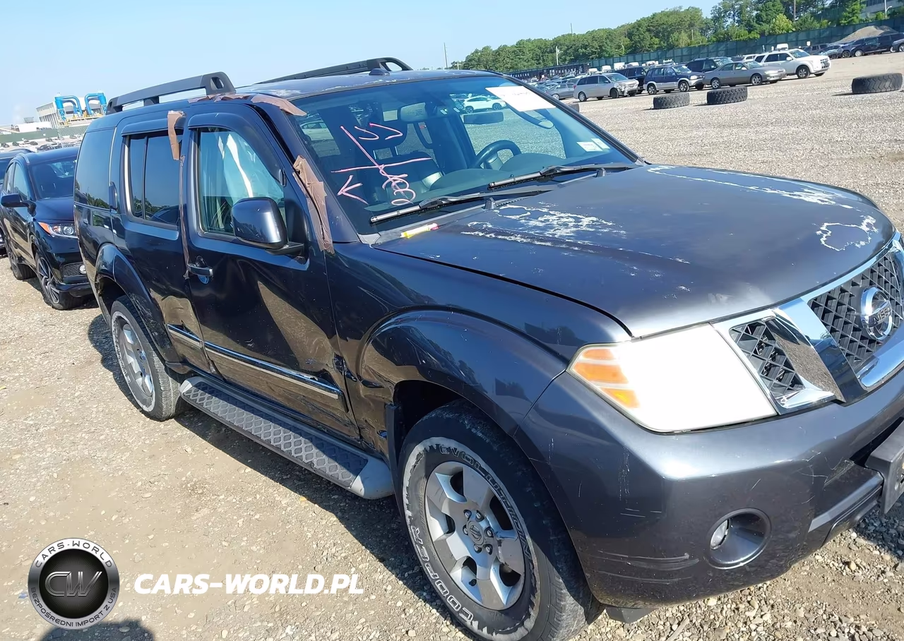 2011 Nissan Pathfinder Silver