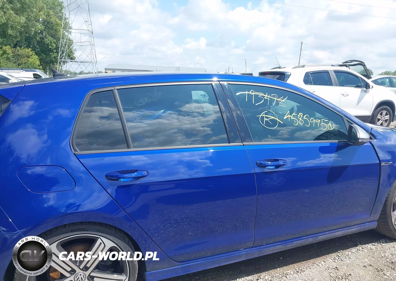 2015 Volkswagen Golf R 4-Door VIN:WVWLF7AU1FW193478 - 14