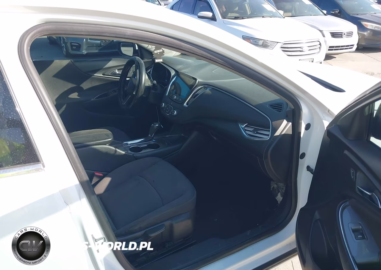 2017 Chevrolet Malibu 1Lt VIN:1G1ZE5ST9HF230540 - 5