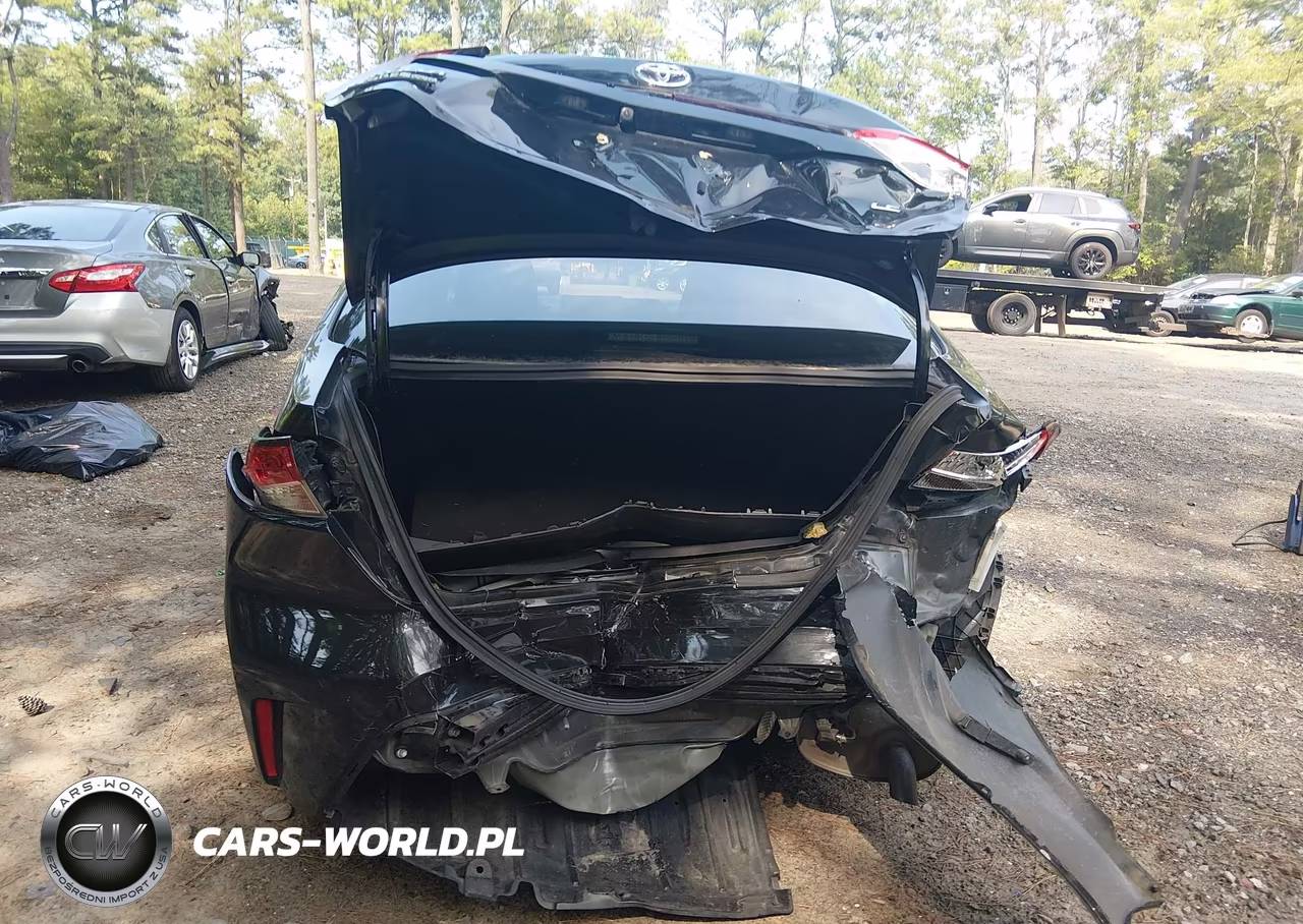 2021 Toyota Corolla Le VIN:JTDEPMAE1MJ141890 - 17