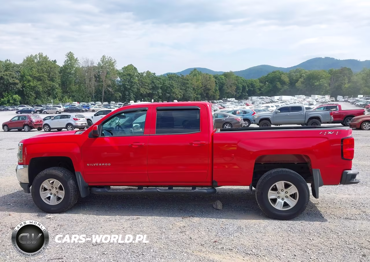 2018 Chevrolet Silverado 1500 1Lt VIN:3GCUKREC5JG507198 - 15