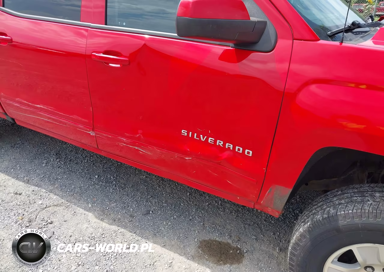 2018 Chevrolet Silverado 1500 1Lt VIN:3GCUKREC5JG507198 - 18