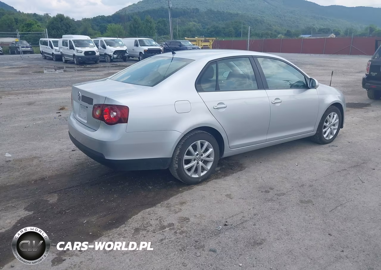 2009 Volkswagen Jetta S VIN:3VWJZ71K09M028925 - 4