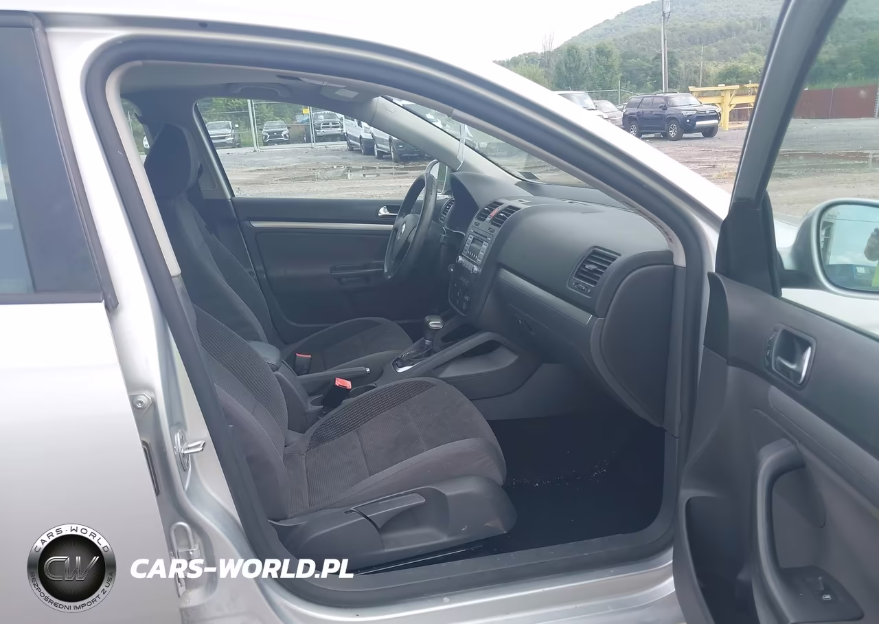 2009 Volkswagen Jetta S VIN:3VWJZ71K09M028925 - 5
