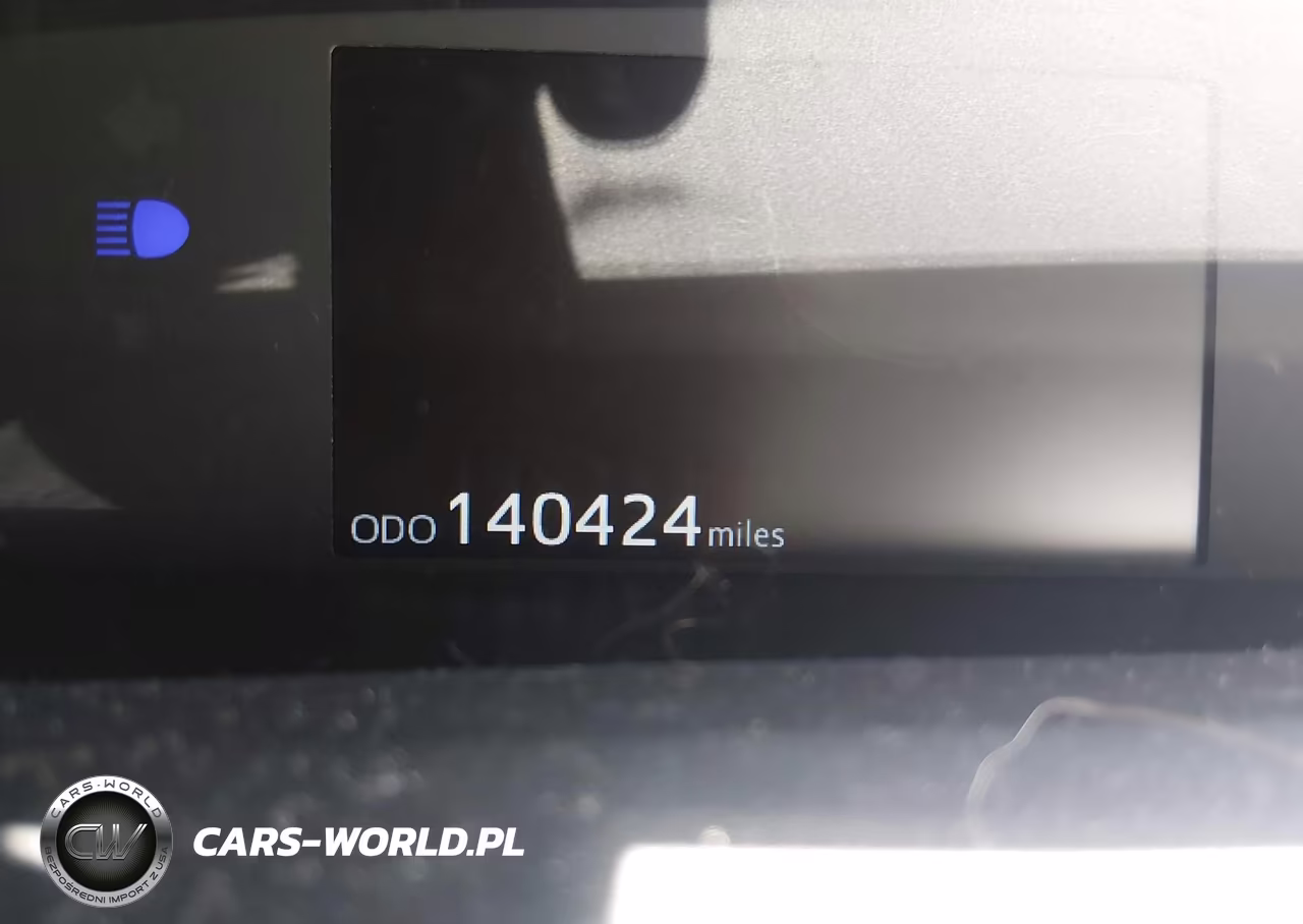 2021 Toyota Prius Le VIN:JTDKAMFU8M3146450 - 15