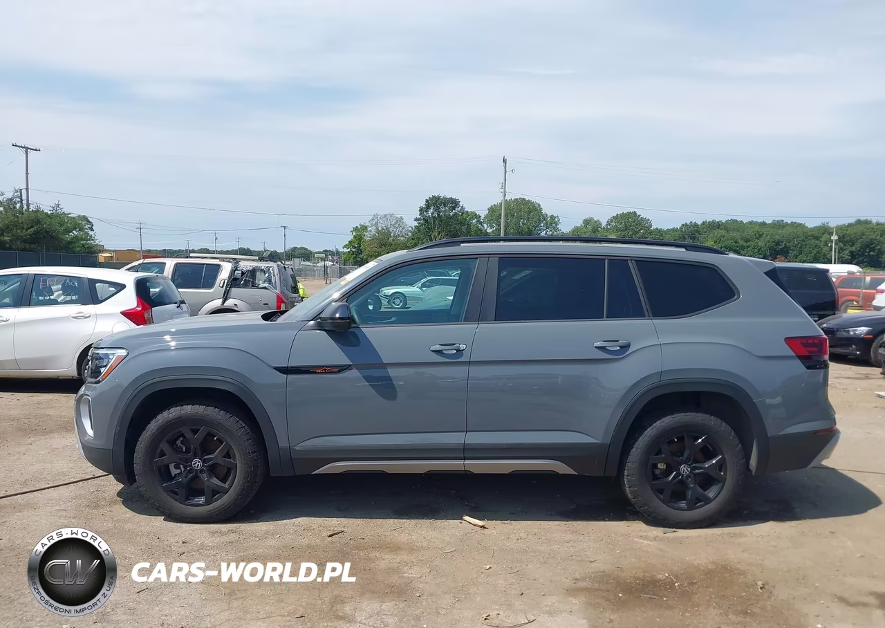 2024 Volkswagen Atlas 2.0T Peak Edition Se W-Technology VIN:1V2CR2CA4RC575375 - 15