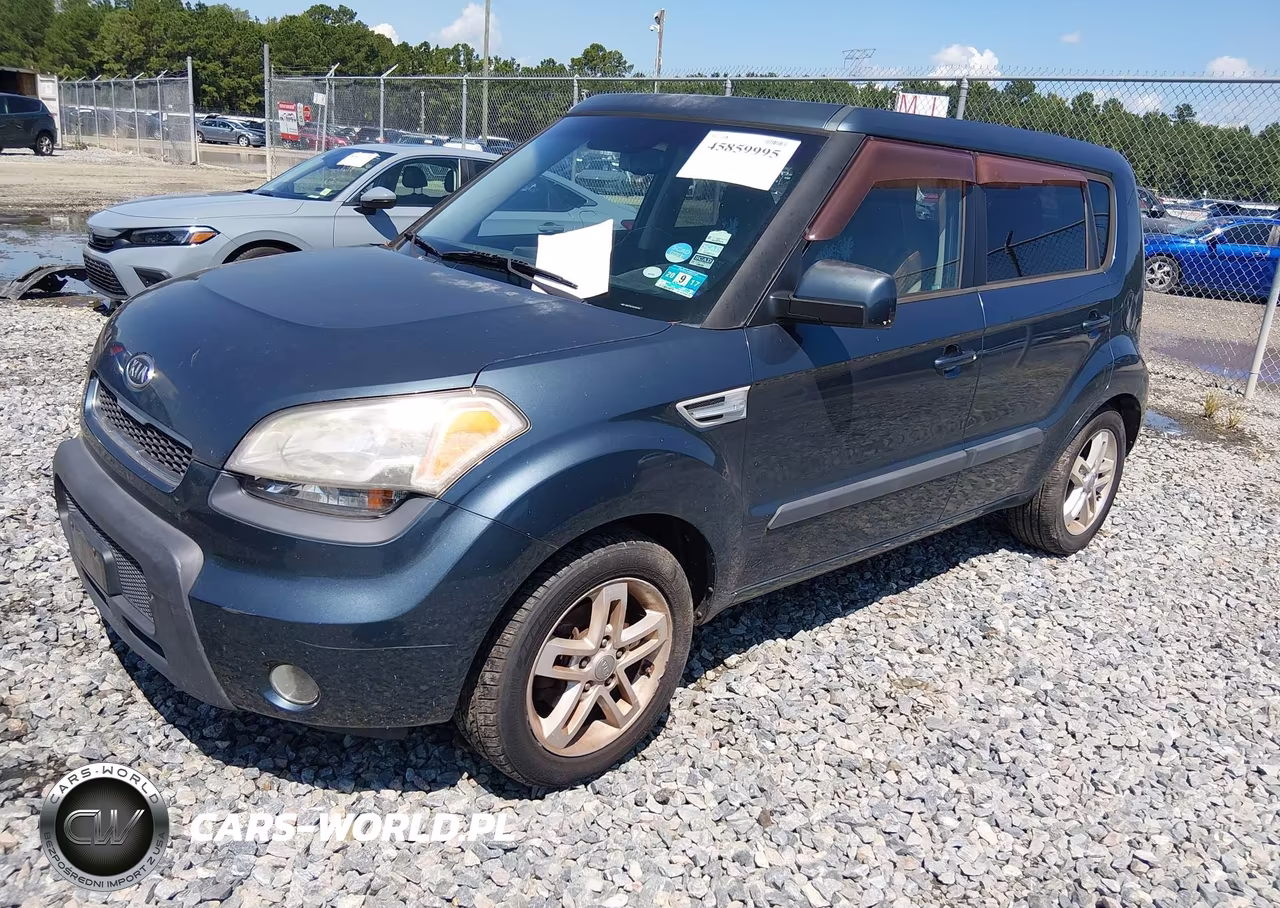 2011 Kia Soul + VIN:KNDJT2A25B7197782 - 2