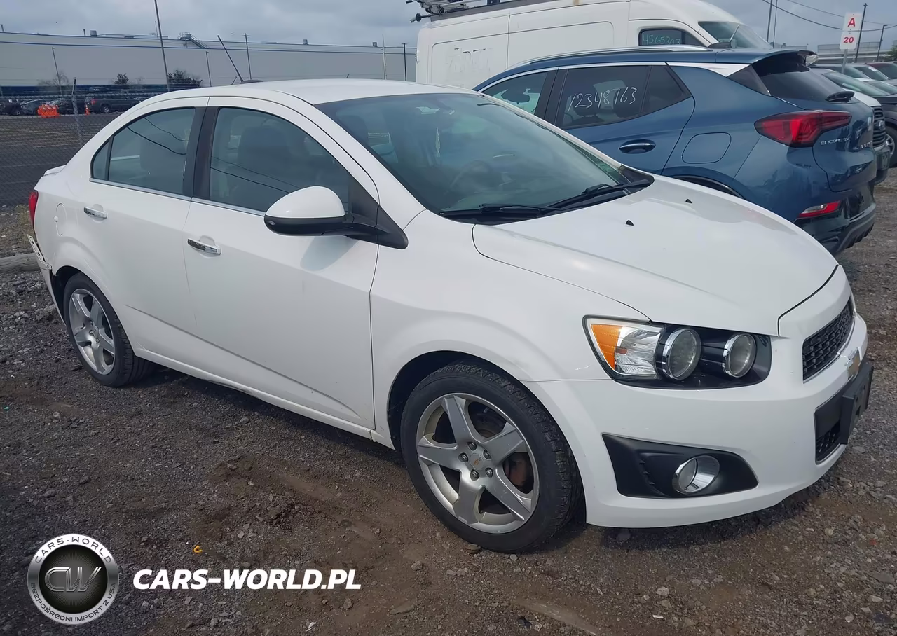 2015 Chevrolet Sonic Ltz Auto – zdjęcie 1 z 12