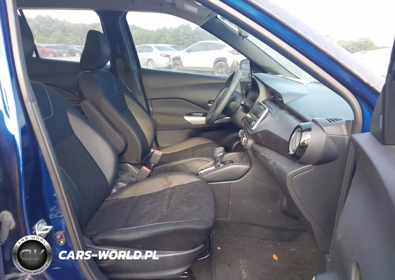 2018 Nissan Kicks Sv VIN:3N1CP5CU2JL528733 - 5
