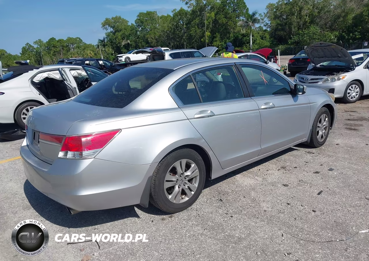 2011 Honda Accord 2.4 Se VIN:1HGCP2F68BA056007 - 4