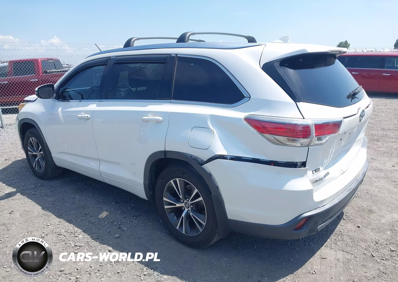 2016 Toyota Highlander Xle V6 VIN:5TDKKRFH5GS158832 - 6