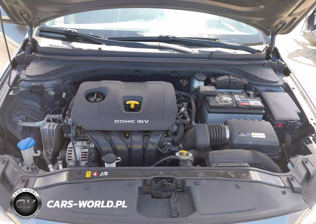 2018 Hyundai Elantra Value Edition VIN:5NPD84LF8JH275136 - 10