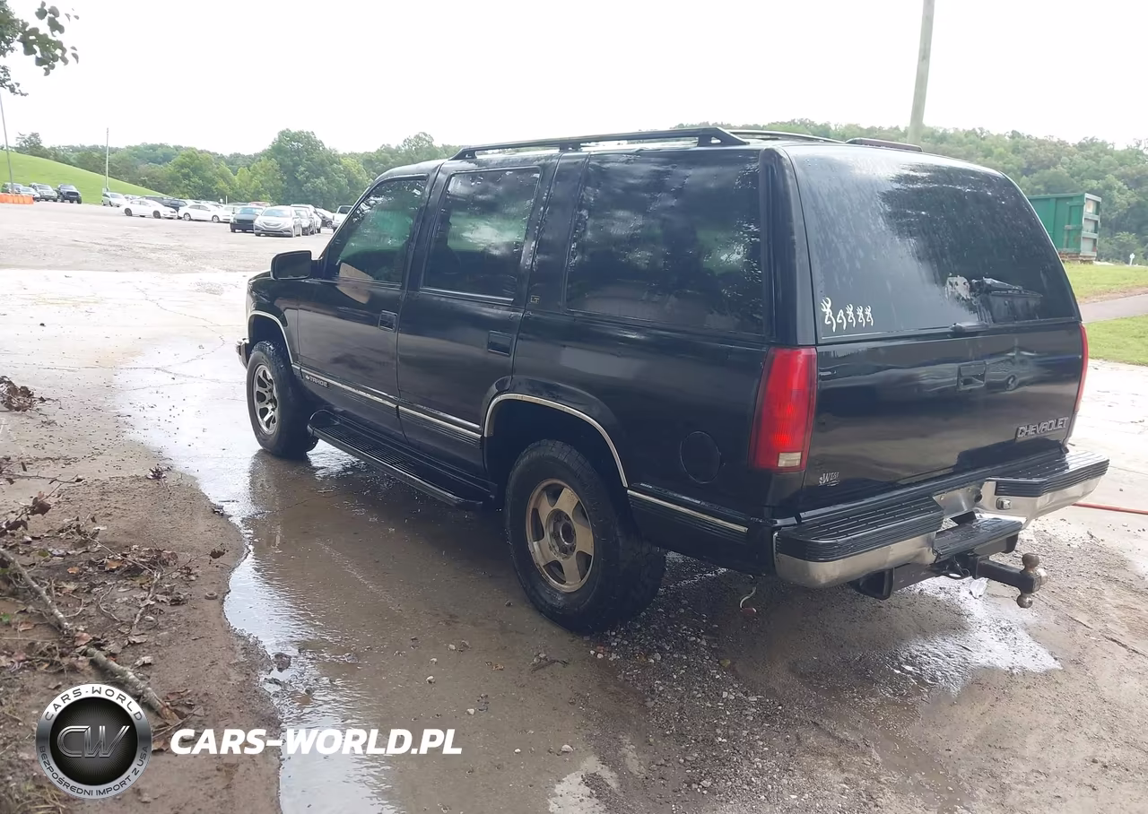 1999 Chevrolet Tahoe Ls VIN:1GNEK13R2XJ325731 - 3