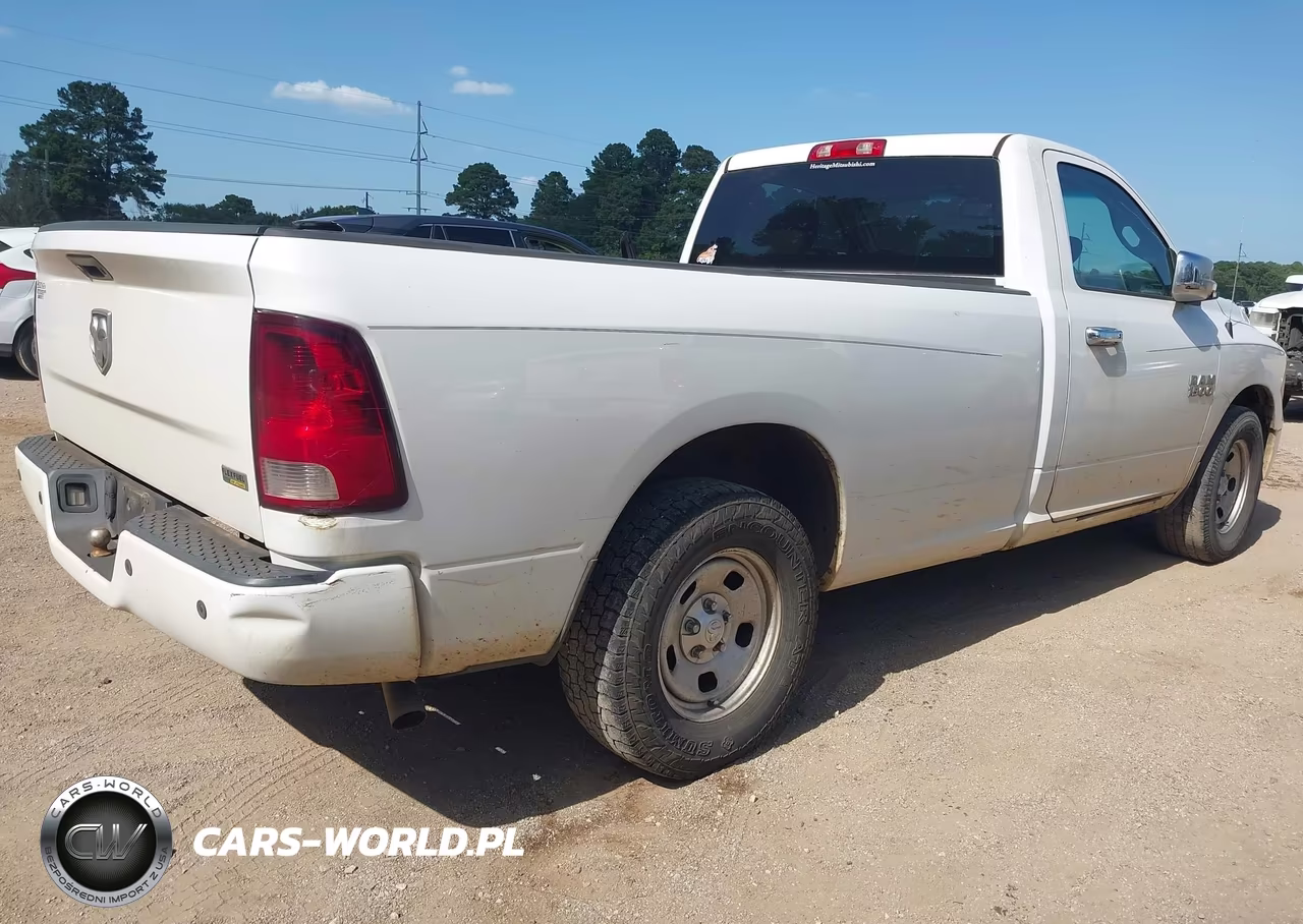 2016 Ram 1500 VIN:3C6JR6DG4GG282287 - 4