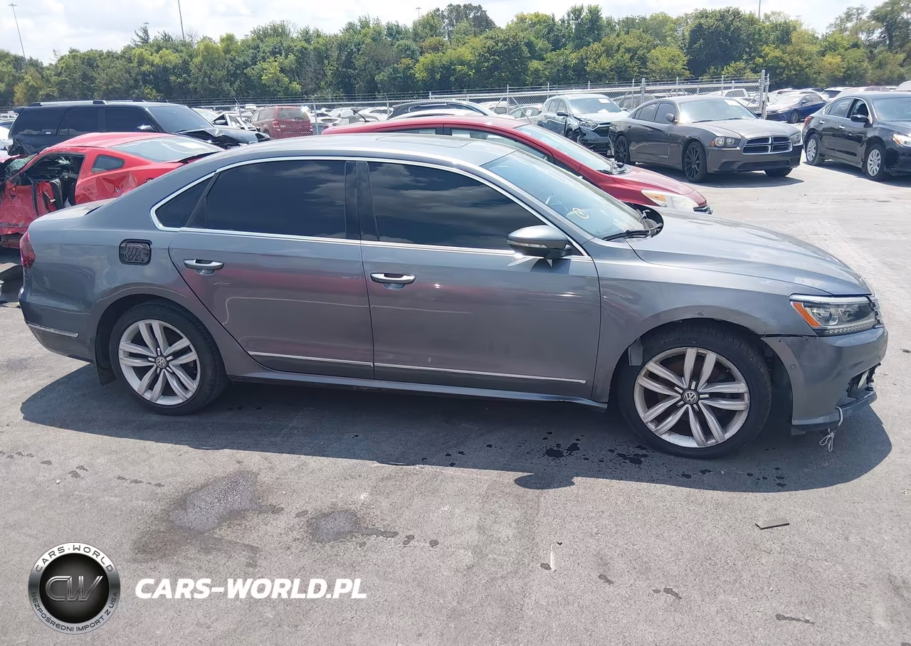 2017 Volkswagen Passat Sel Premium VIN:1VWCT7A34HC037775 - 13