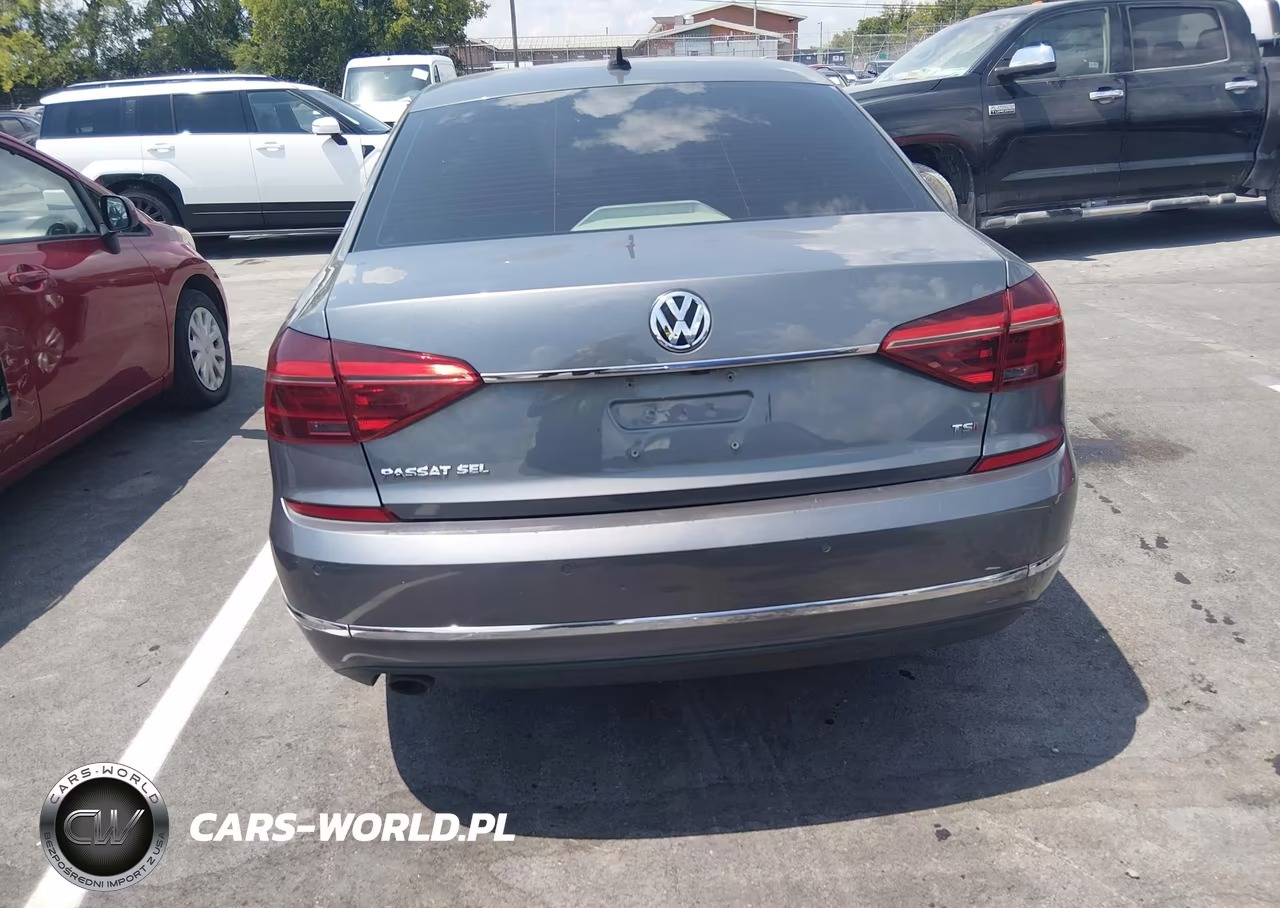 2017 Volkswagen Passat Sel Premium VIN:1VWCT7A34HC037775 - 16