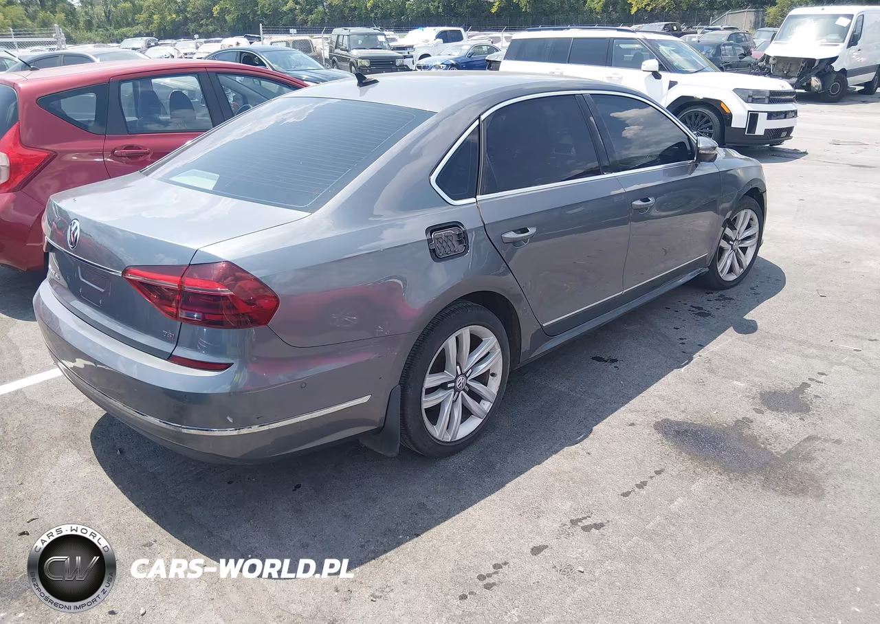 2017 Volkswagen Passat Sel Premium VIN:1VWCT7A34HC037775 - 4