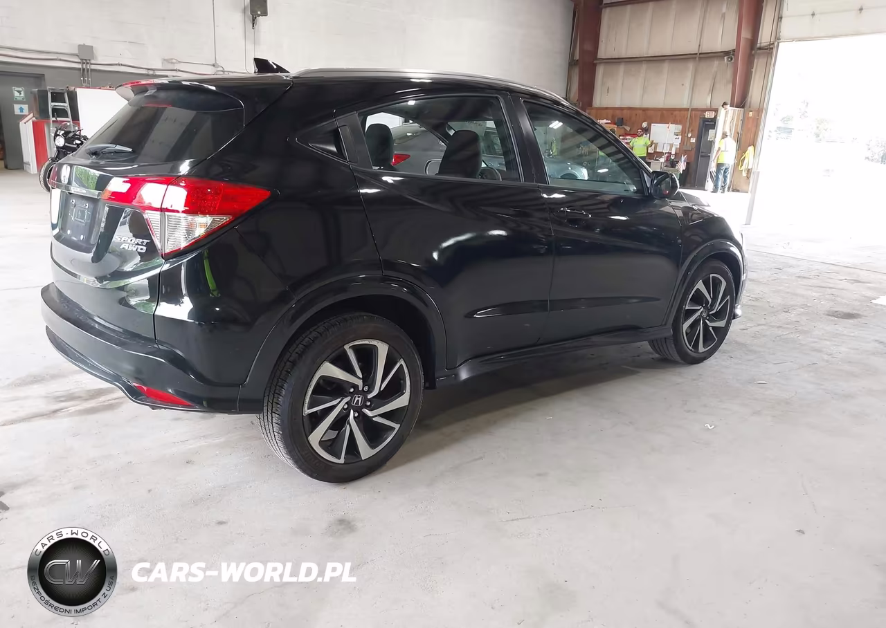 2019 Honda Hr-V Sport VIN:3CZRU6H13KG708814 - 4