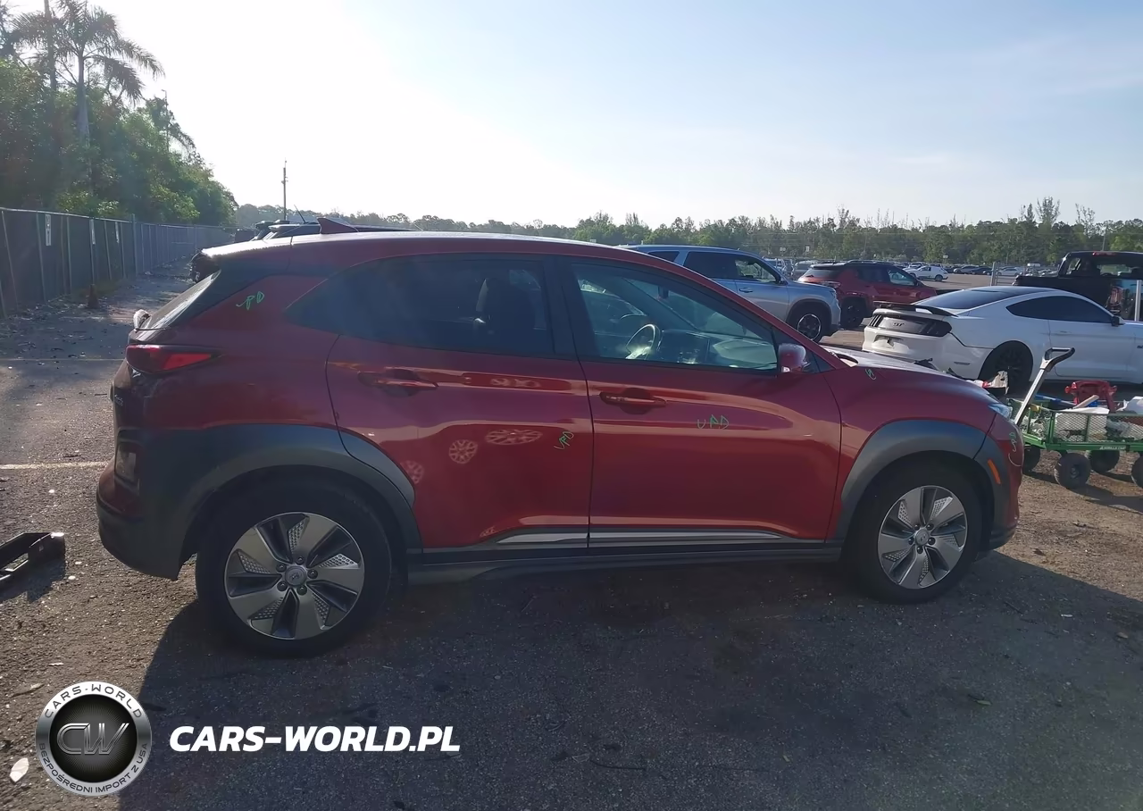 2021 Hyundai Kona Electric Ultimate VIN:KM8K53AGXMU127596 - 13