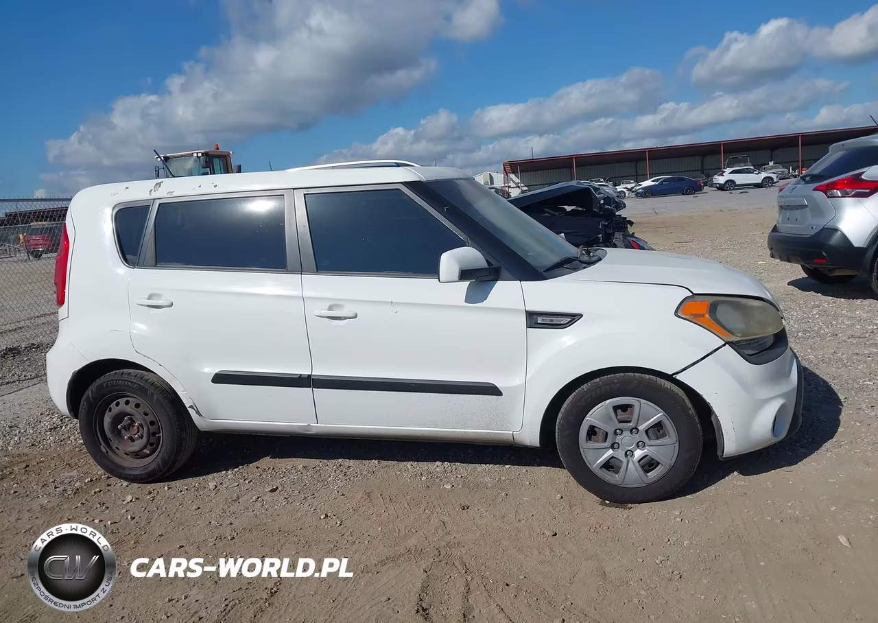 2012 Kia Soul VIN:KNDJT2A53C7391187 - 12