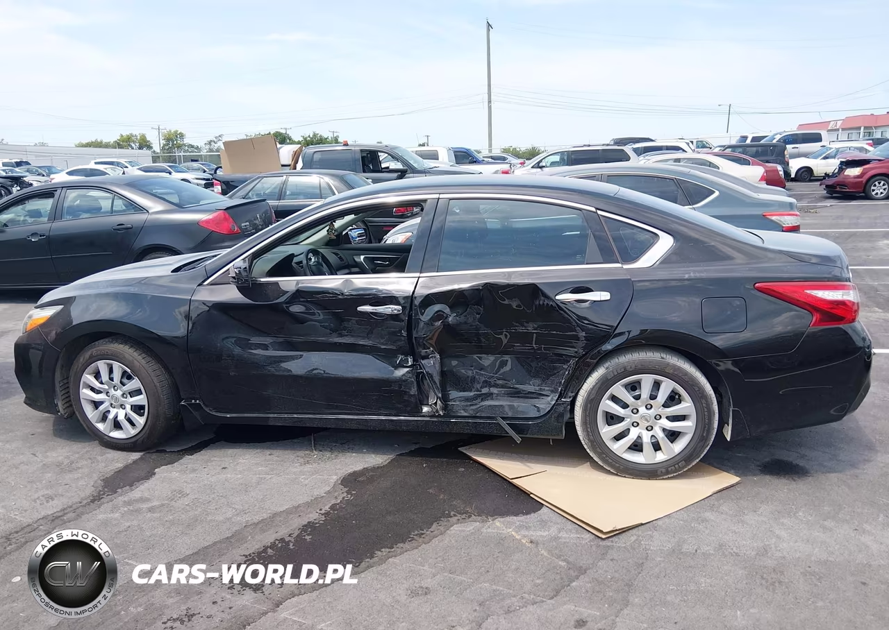 2017 Nissan Altima 2.5 S VIN:1N4AL3AP2HC254821 - 13