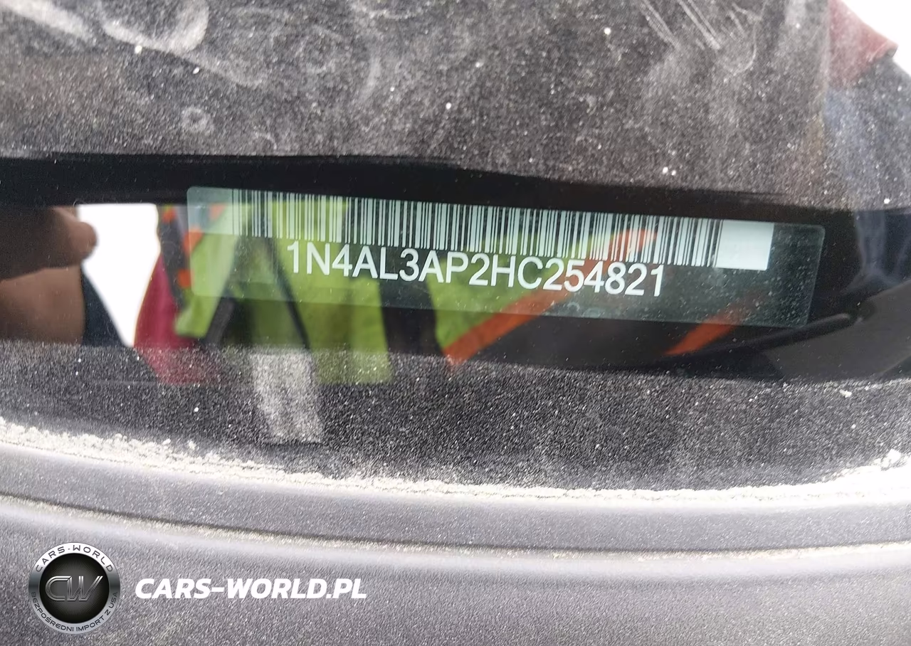 2017 Nissan Altima 2.5 S VIN:1N4AL3AP2HC254821 - 9