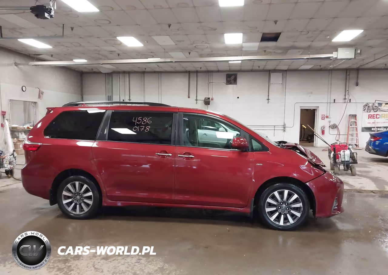 2018 Toyota Sienna Xle 7 Passenger VIN:5TDDZ3DC1JS209503 - 14
