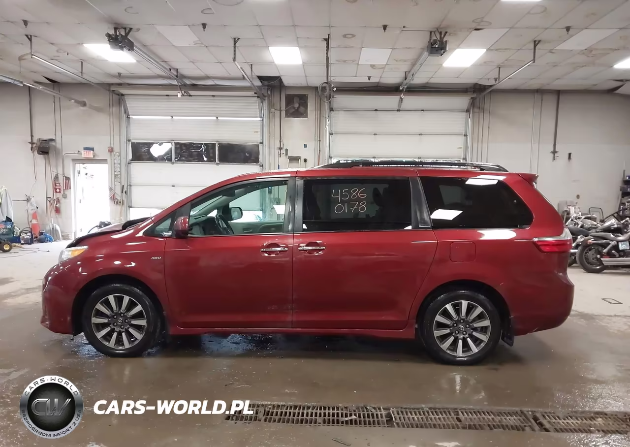 2018 Toyota Sienna Xle 7 Passenger VIN:5TDDZ3DC1JS209503 - 15