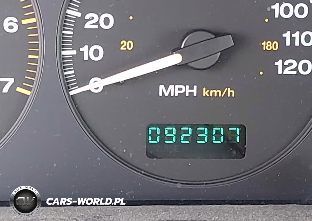 2004 Jeep Grand Cherokee Laredo VIN:1J8GW48SX4C345785 - 15