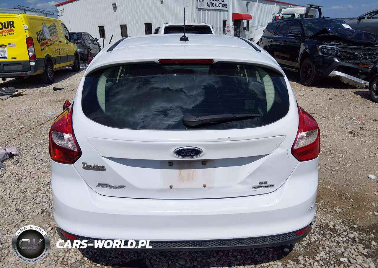 2013 Ford Focus Se VIN:1FADP3K21DL259670 - 16