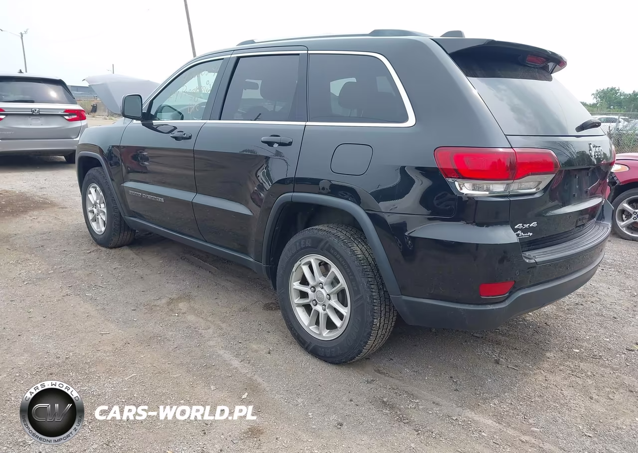 2020 Jeep Grand Cherokee Laredo E 4X4 VIN:1C4RJFAG1LC240504 - 3