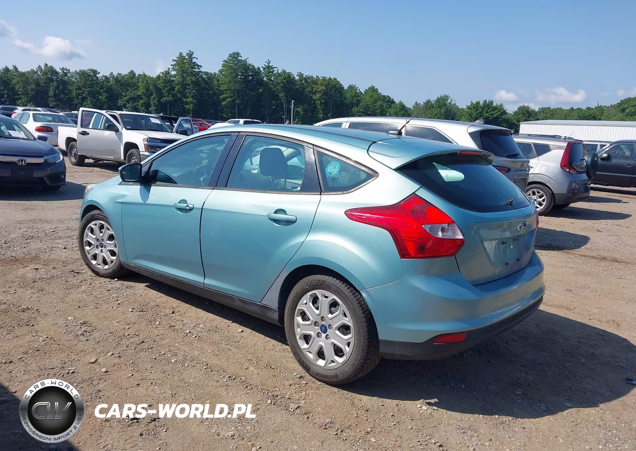 2012 Ford Focus Se VIN:1FAHP3K23CL306519 - 3