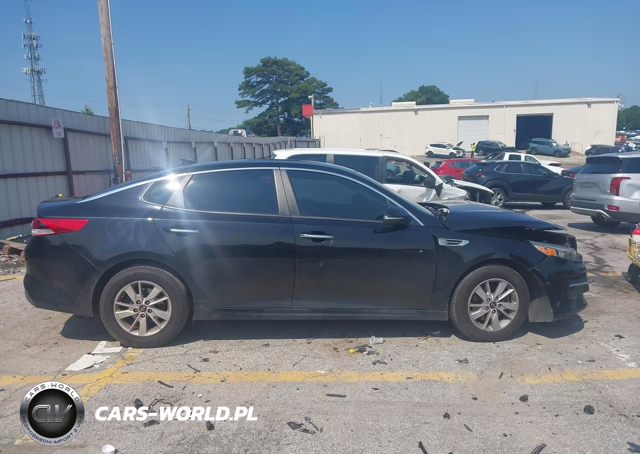 2018 Kia Optima Lx VIN:5XXGT4L31JG180382 - 13