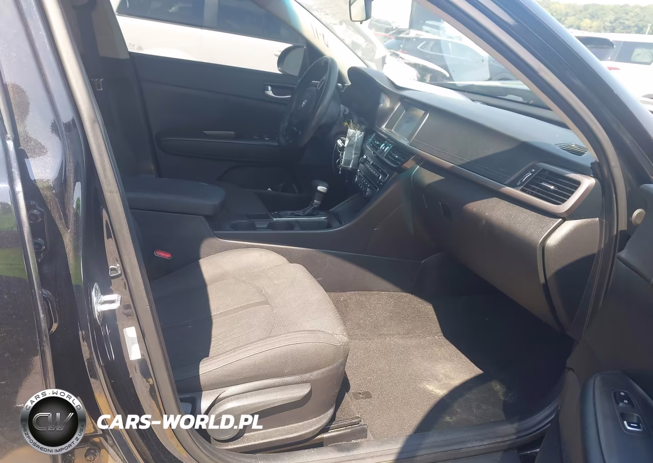 2018 Kia Optima Lx VIN:5XXGT4L31JG180382 - 5